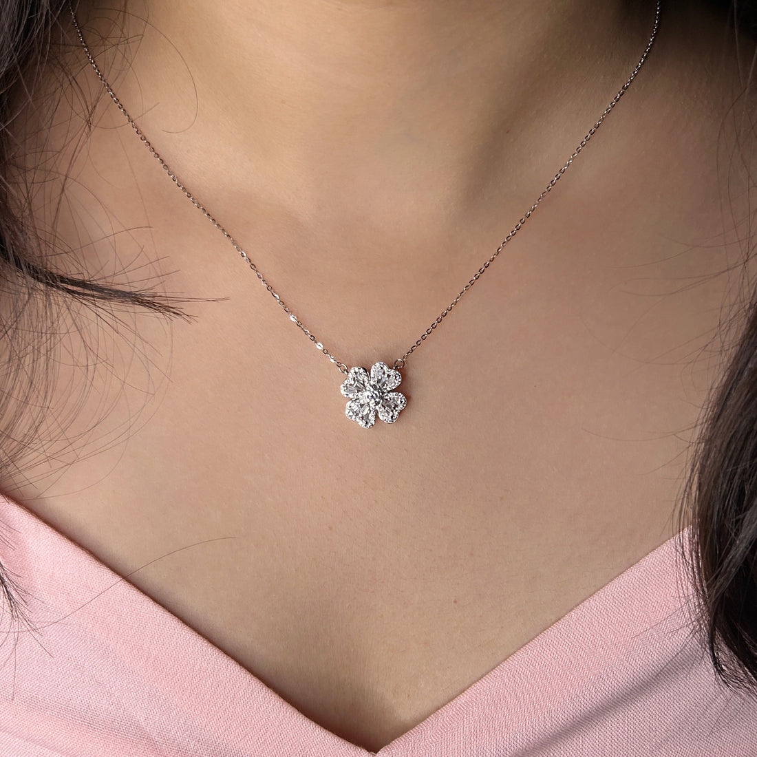 Rotating Clover Pendant