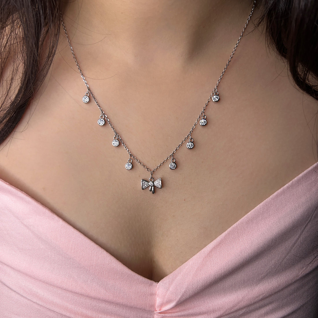 Ribbon Dangle Pendant