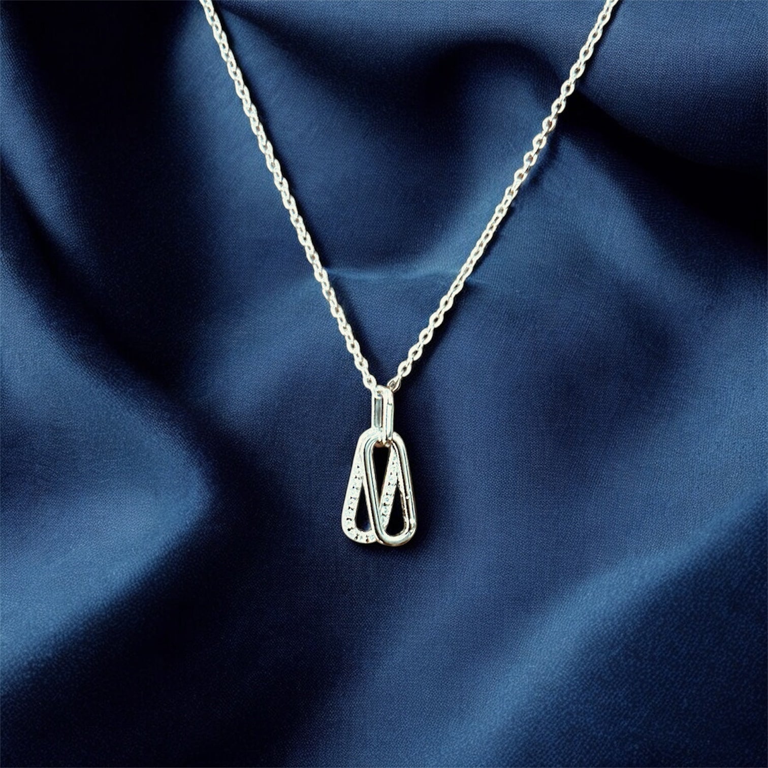 Eternal Link Pendant