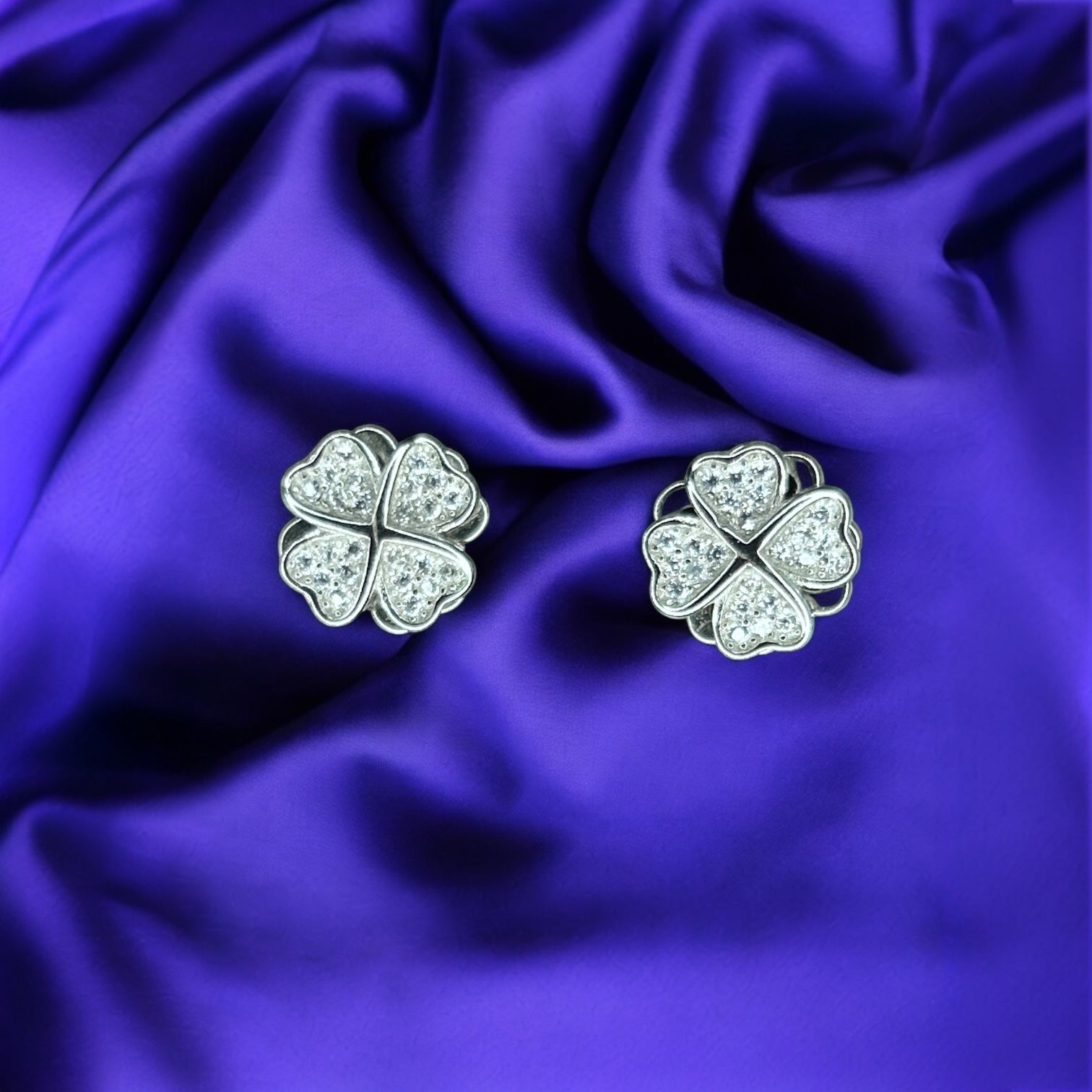 Clover Studs
